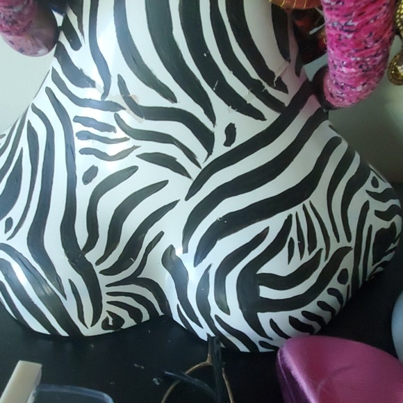 Mannequin - Picture 3 of 3